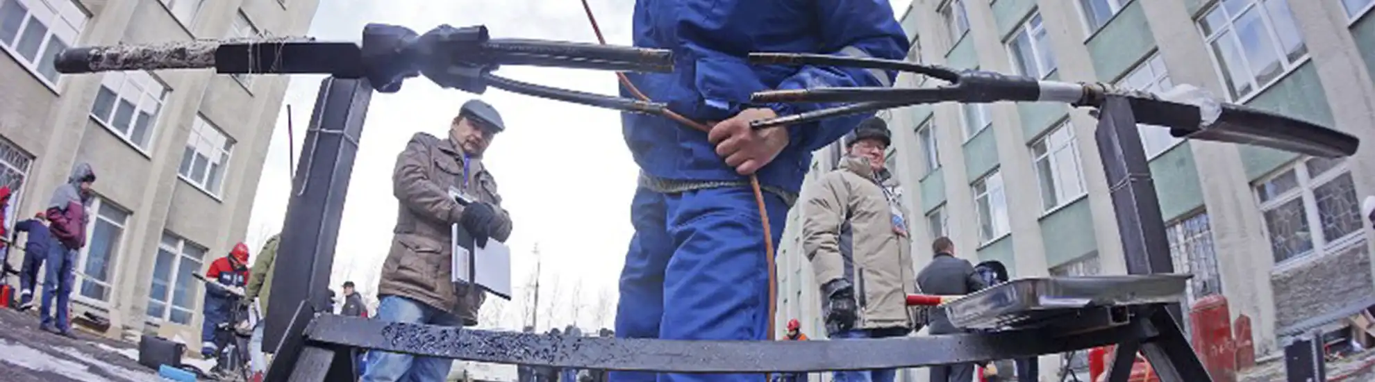 Электромонтажник по кабельным сетям